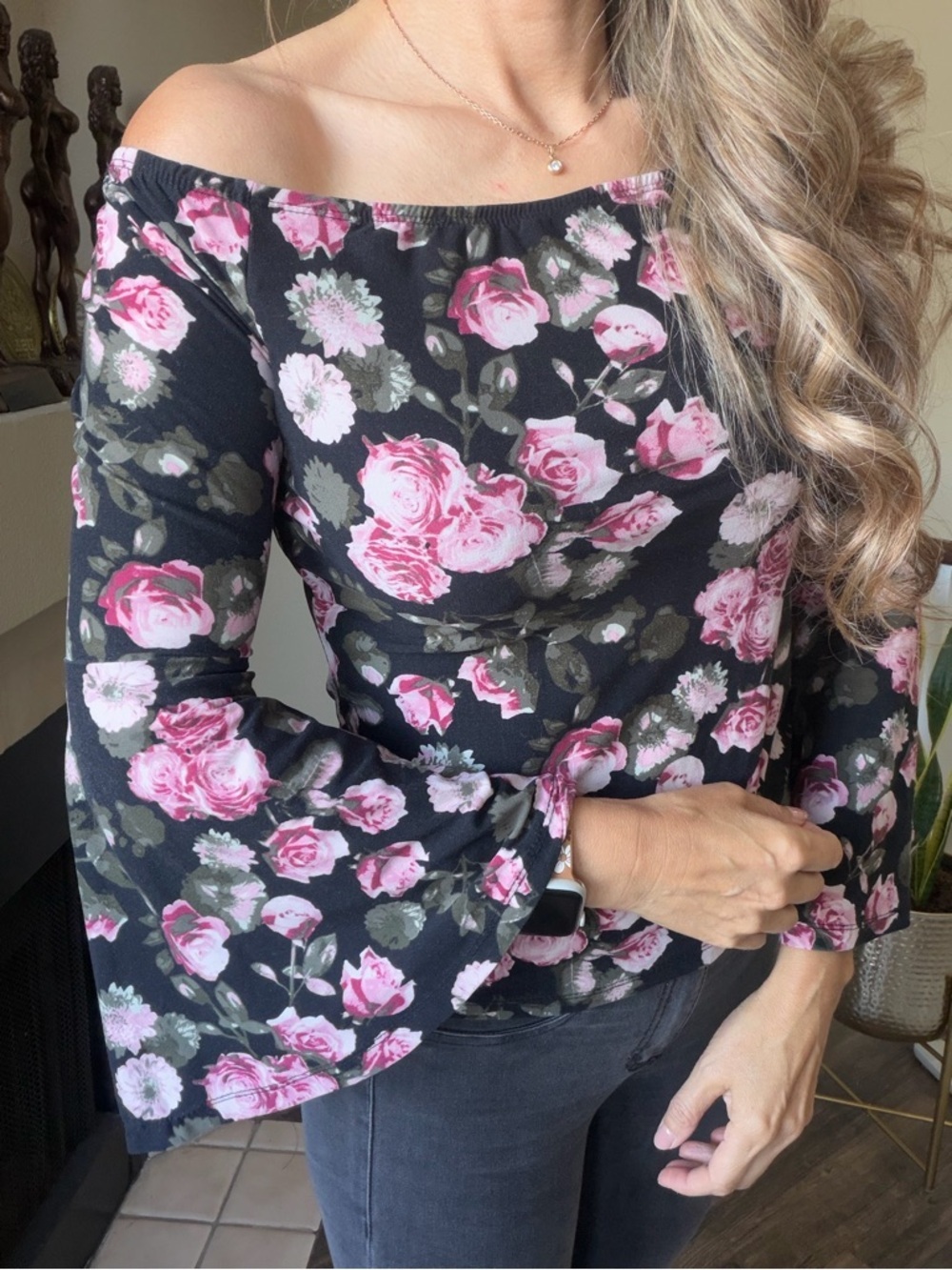 Hot Kiss Black Pink Off-Shoulder Floral Bell-Sleeve Top Boat Neckline Shirt M
